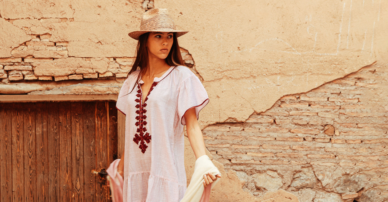 ANDREA&Co. ROSE DETAIL SLEEVE KNIT 黒 SS25_Meta_pic_for_home_page.